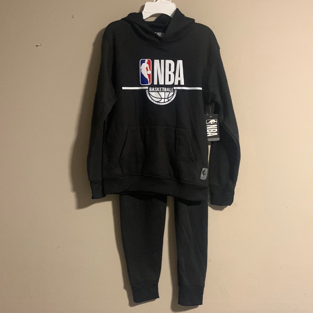 NBA sweatsuit